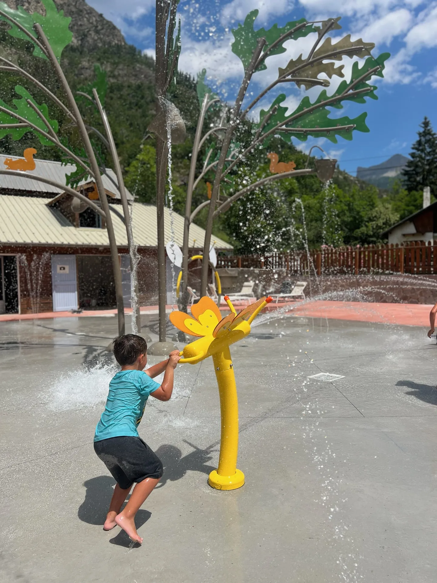 Splash Pad Compact
