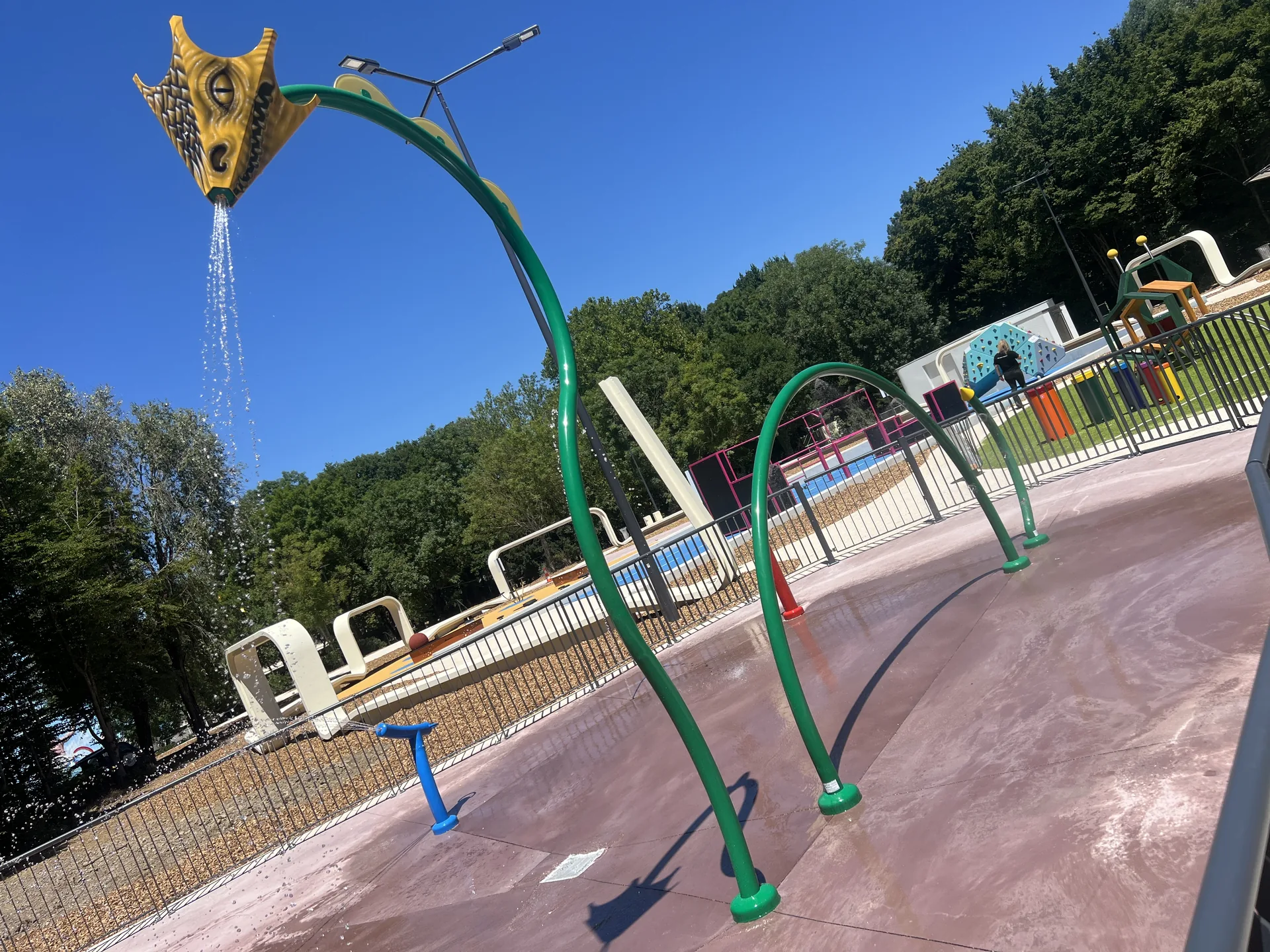 Aire de jeux d'eau du parc de Champfleuri